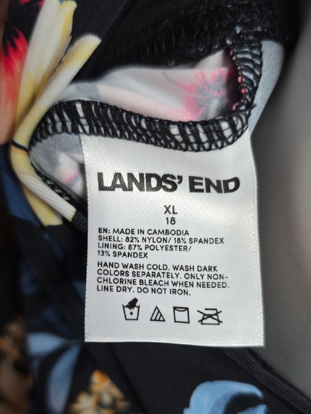 Lands' End Black Halter Floral Women’s Swim Top - Picture 2 of 5